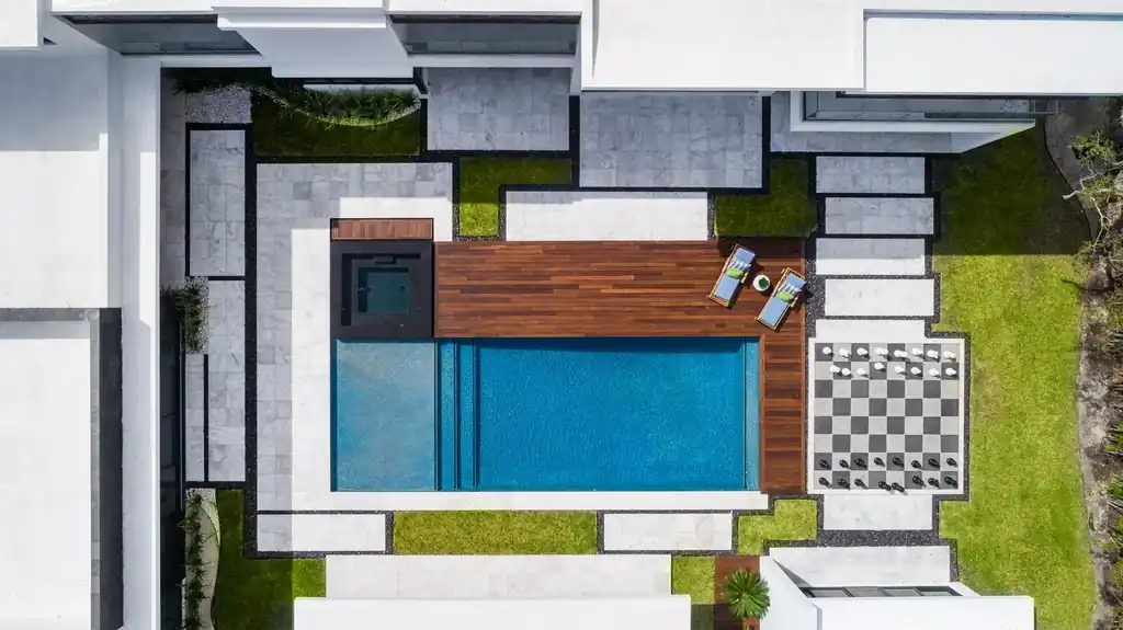 Aerial view of Casa Pinecrest and its pool